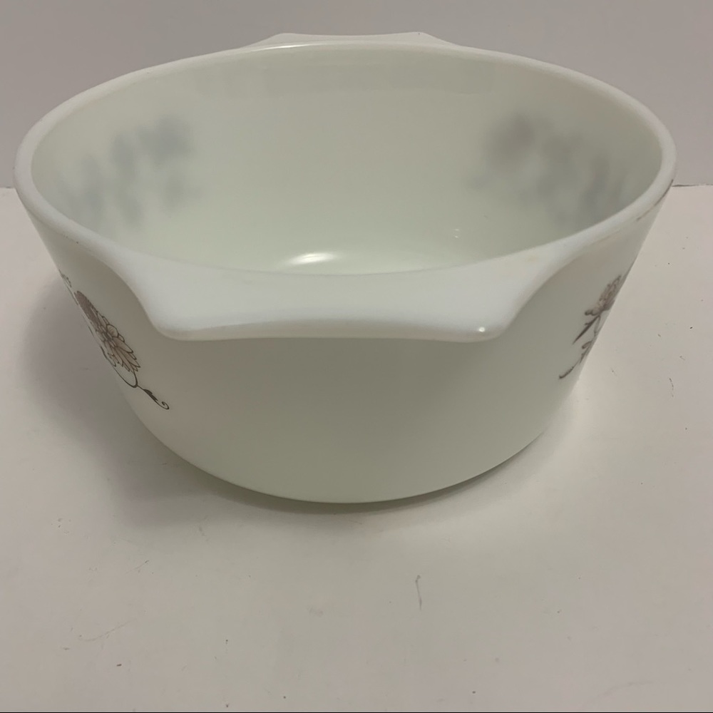 VINTAGE PYREX England Vine large Casserole Dish bowl cooking kitchen - Picture 6 of 6